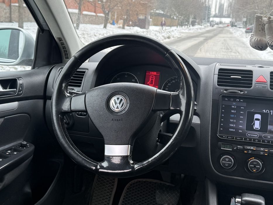 Фольксваген Гольф 1,9 TDI Автомат