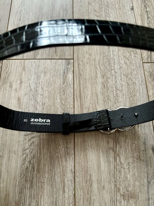 Жіночий ремінь від бренду Zebra accessoires