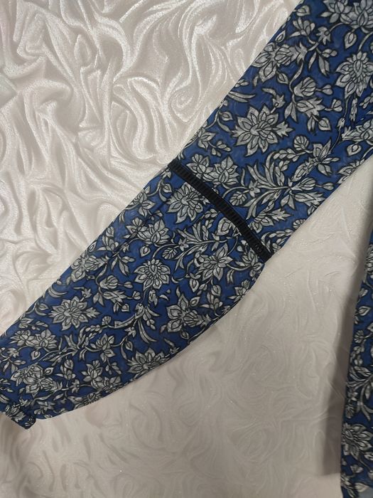 Святкова жіноча блузка