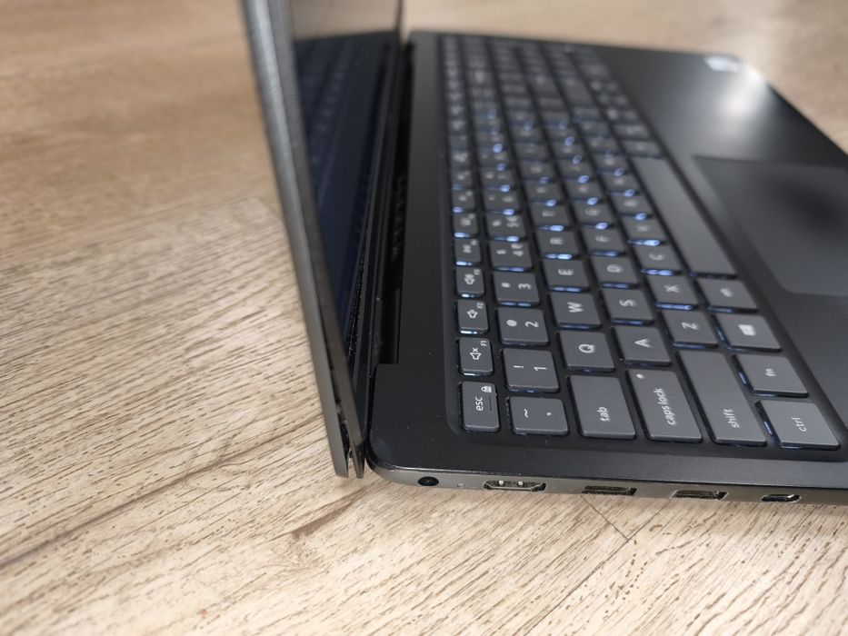 Laptop Dell Vostro 5590 i5 Win11