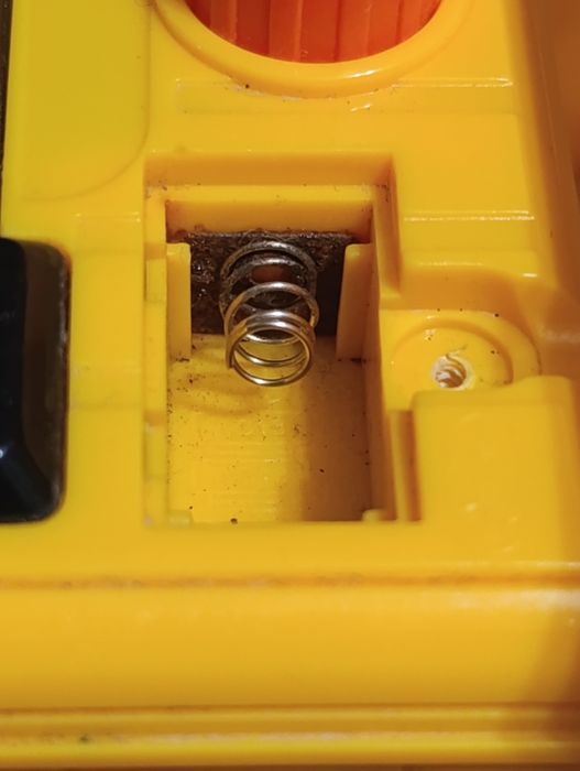 Машинка-евакуатор інерційна