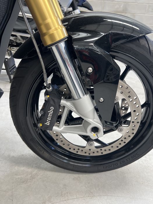 Bmw S1000XR Triple Black