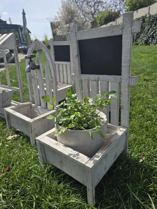dekoracja ogród taras balkon stojak z kranikiem nieużywane