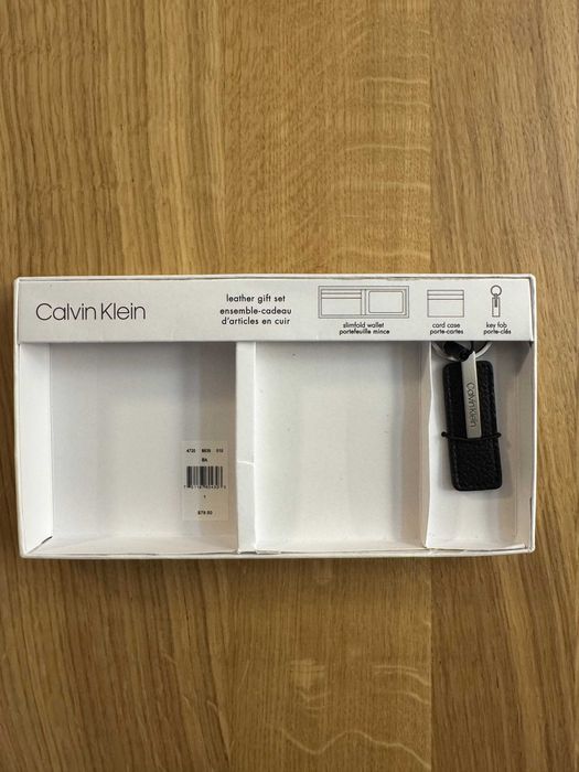 2x Brelok Calvin Klein - WARSZAWA ŚRÓDMIEŚCIE