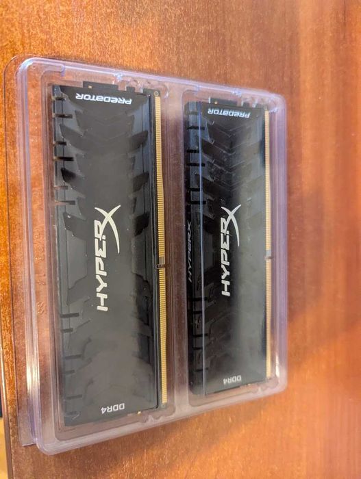 RAM DDR4 2x8GB CL19 4600  HX 446C19PB3K2/16