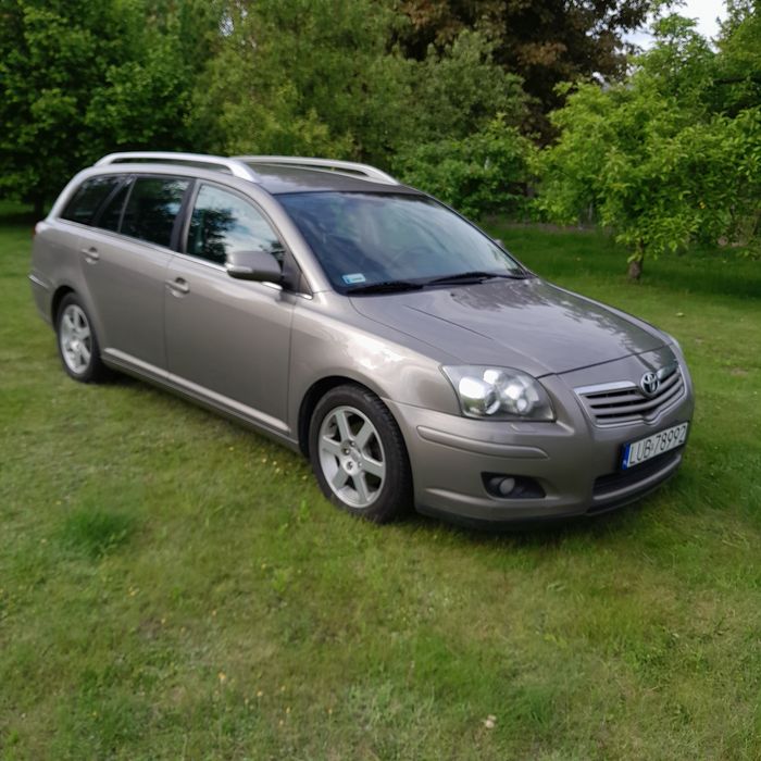 Toyota Avensis 1.8 benzyna +LPG  2007r