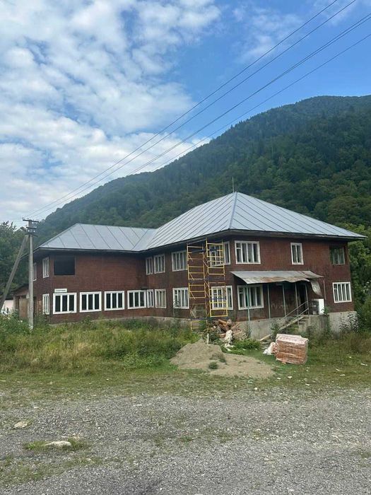 Продається турбаза Ялинка в с. Руська Мокра