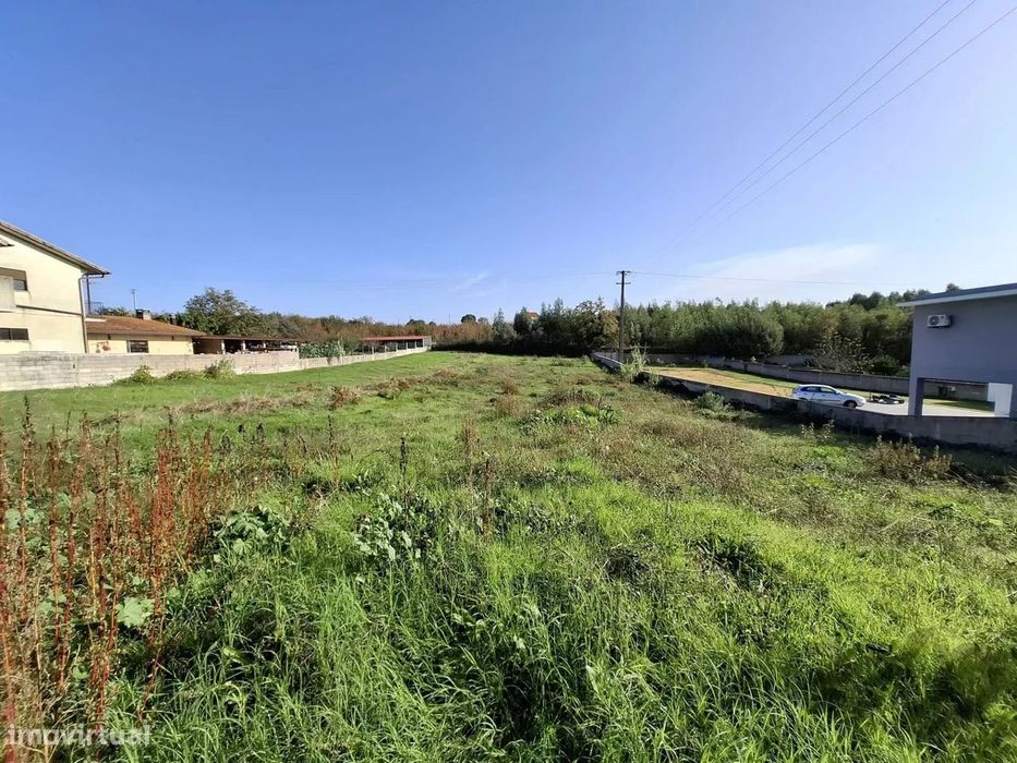 Terreno Urbanizável em Sangalhos | 1.600m² | Frente de 22m