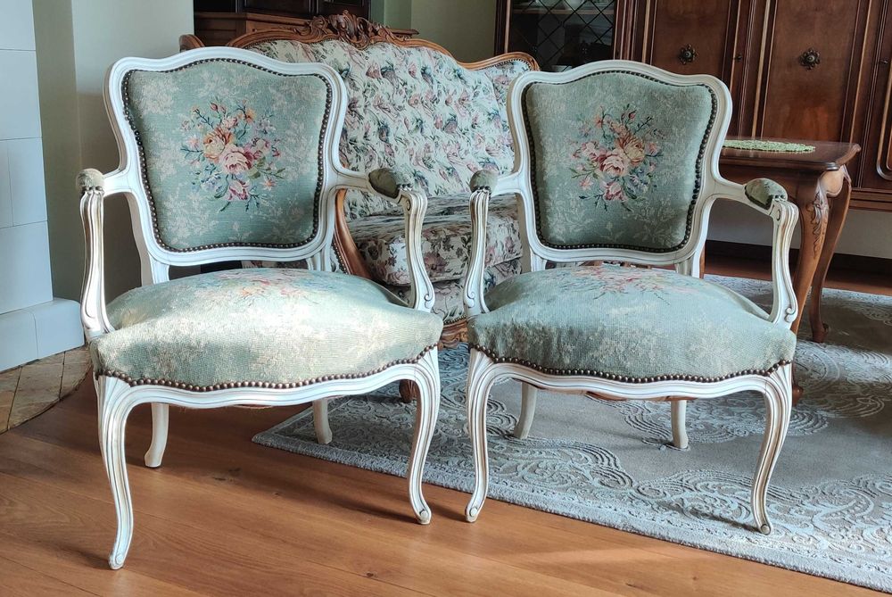 Fotel w stylu ludwikowskim