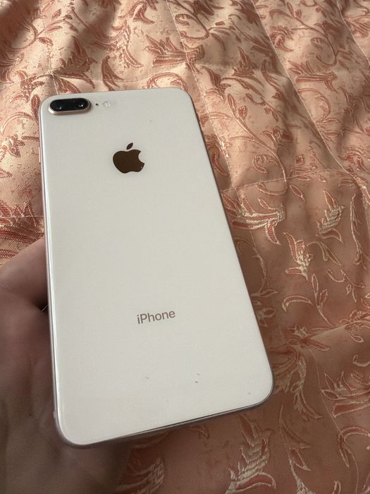 Iphone 8 plus 64gb gold 75%