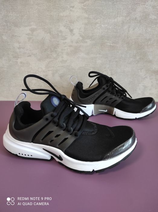 Кроссовки женские,  фирма nike presto.35, 5.