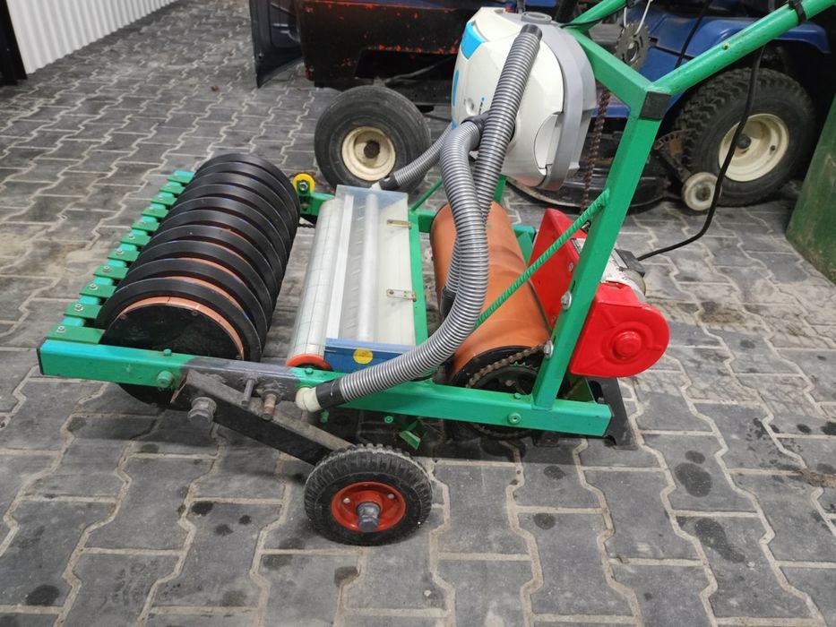 Sprzedam siewnik do rzodkiewki i drobnych nasion