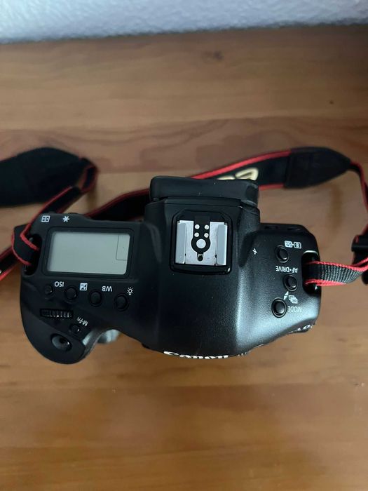 Canon 1Dx Mk I - Como Nova 32K Cliques + Cartão Memória 128gb