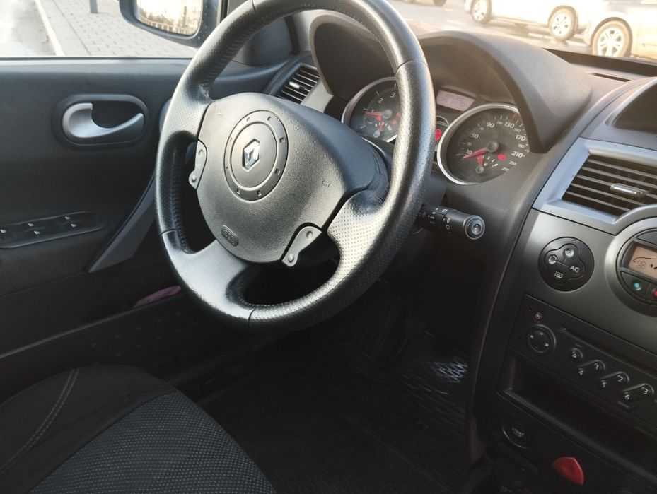 Продам Renault Megan 1.6 MPI,2008,ridna farba!