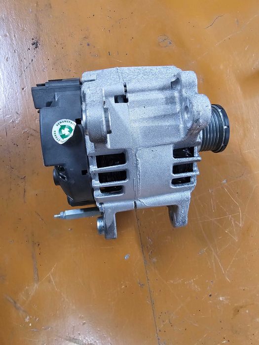 Alternator Audi A5 Q5 8R 2.0TDI LRA03185
