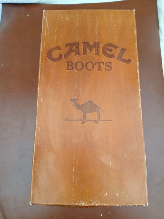 Oryginalnie męskie buty camel