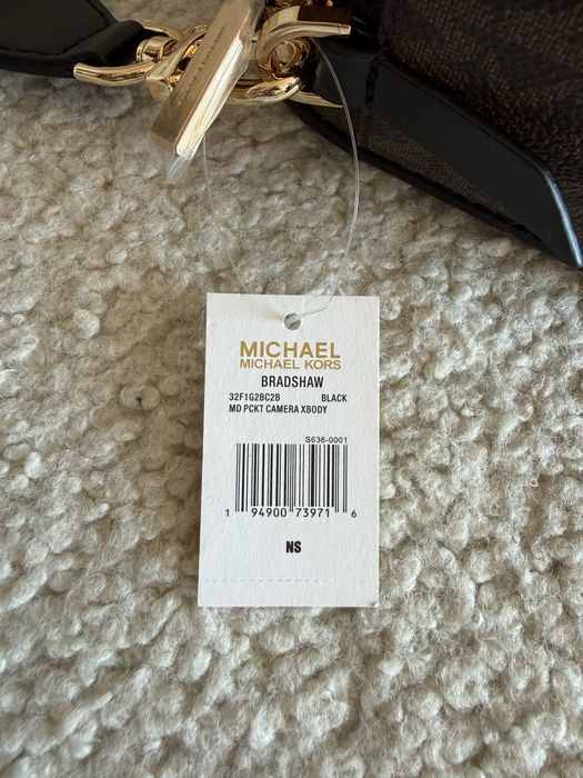 Сумка Michael Kors Bradshaw Camera