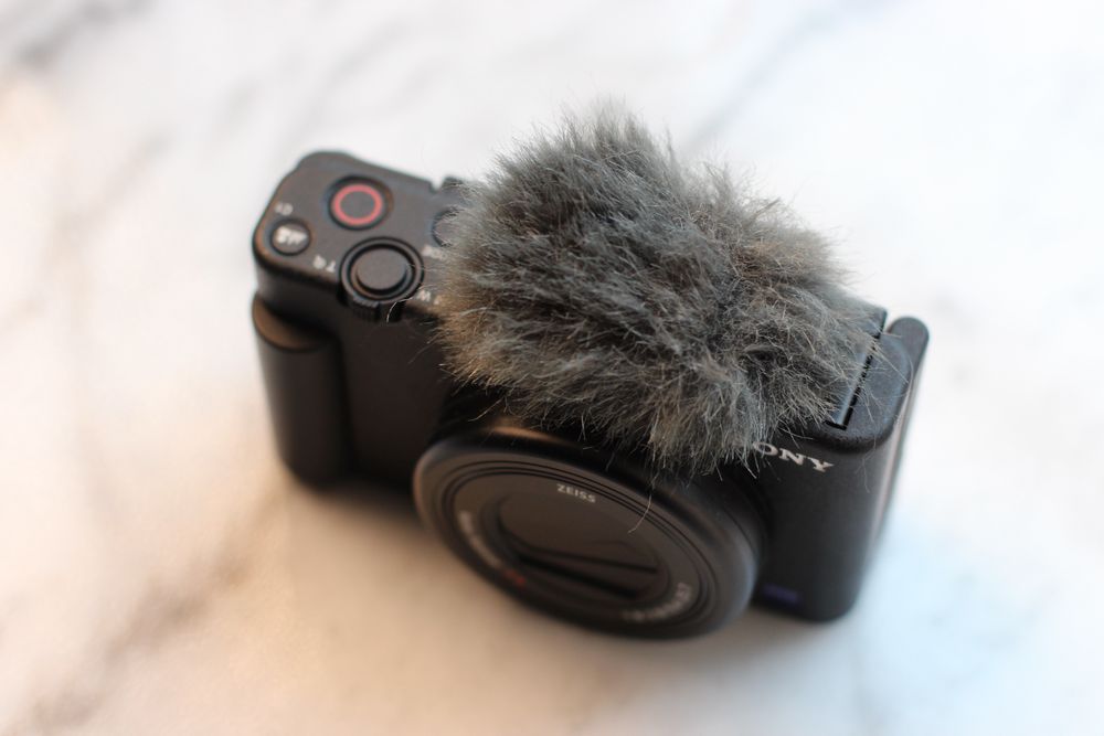 Sony ZV-1A – jak nowy, użyty raz, komplet pudełkowy + futerko