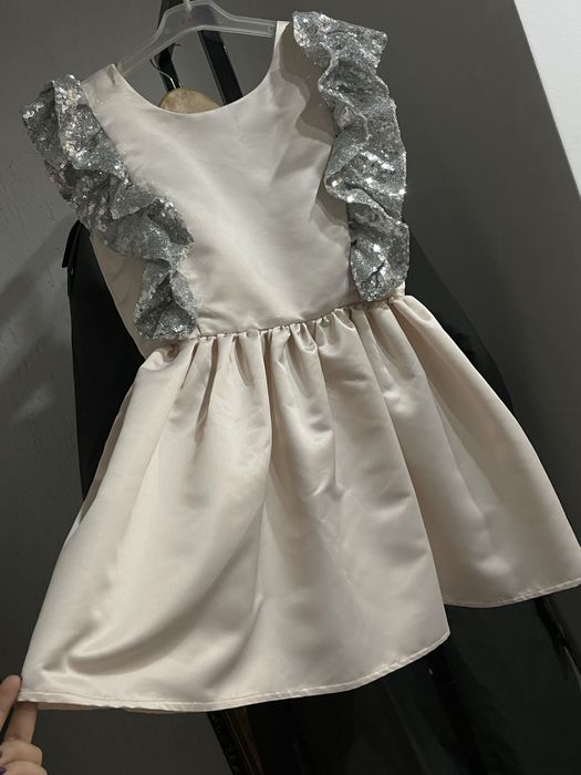 Платье короткое пышное праздничное