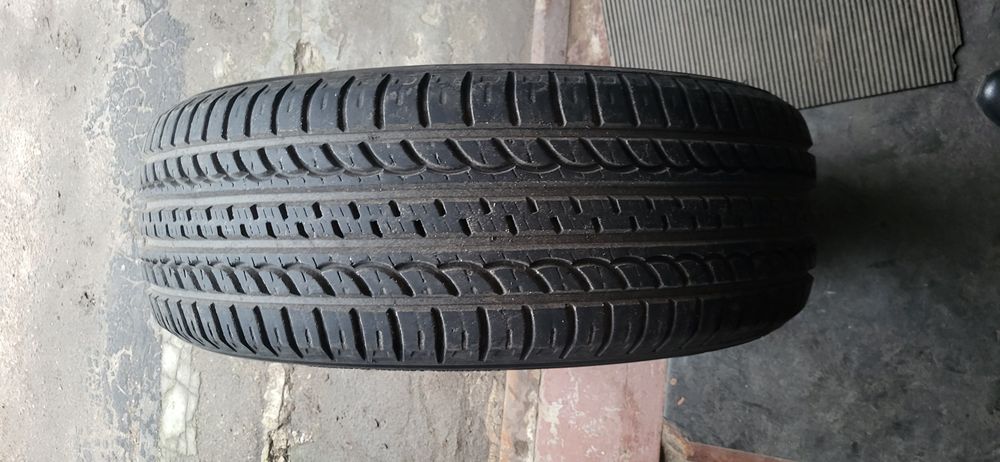 Резина  лето 245 60 18 лето