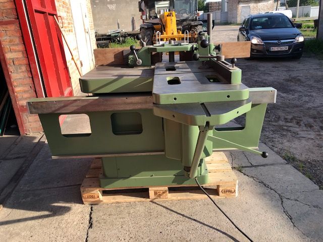 Станок вертикально-фрезерний з шипорізною кареткою фірми Hofmann