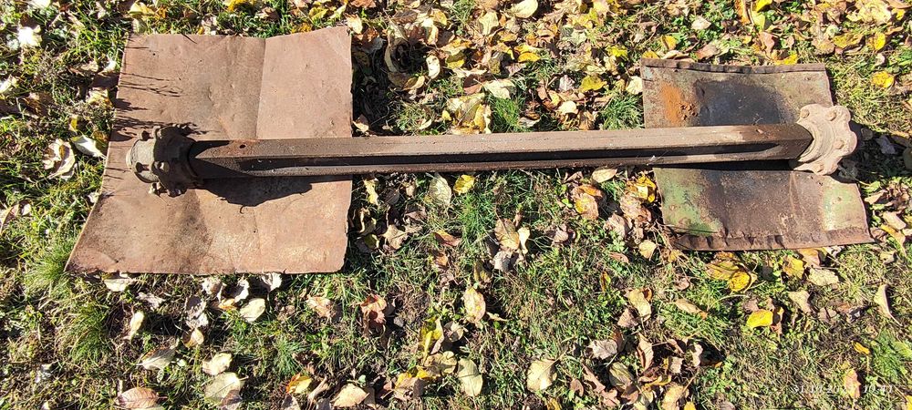 Продам передній міст, задній міст.