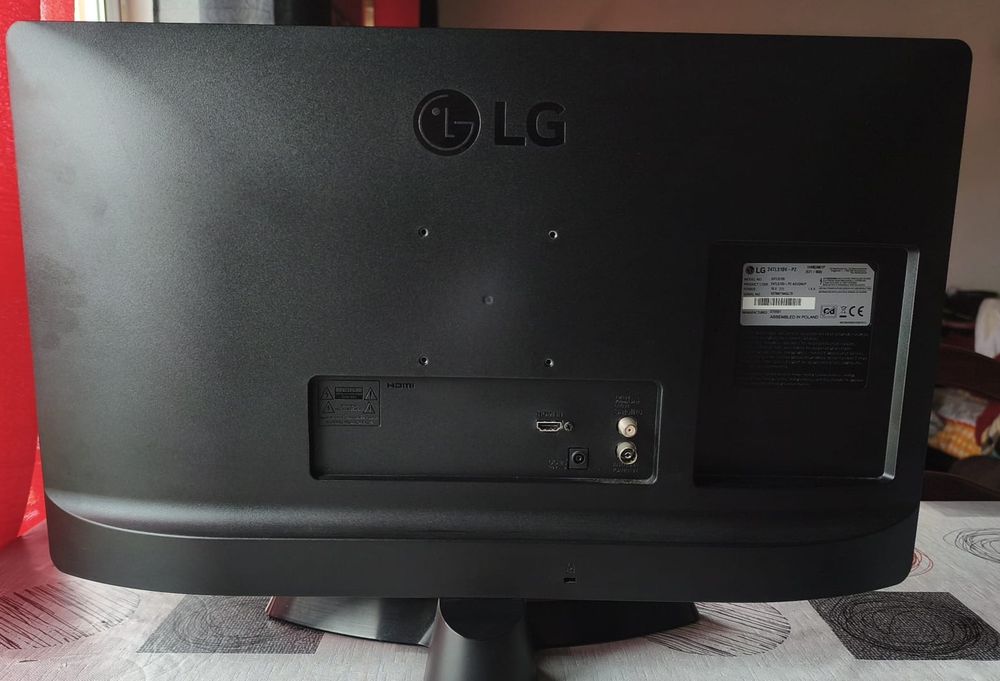 Tv lg 35x55 em bom estado