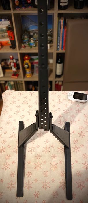 TV / LCD Stand64564211841025121