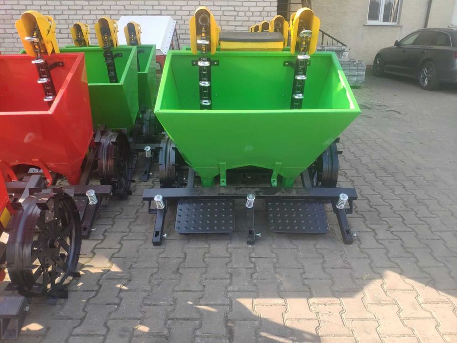 Картоплесаджалка картофелесажалка Bomet Польща