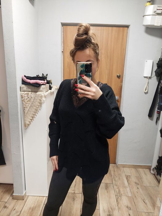 Sweter damski czarny