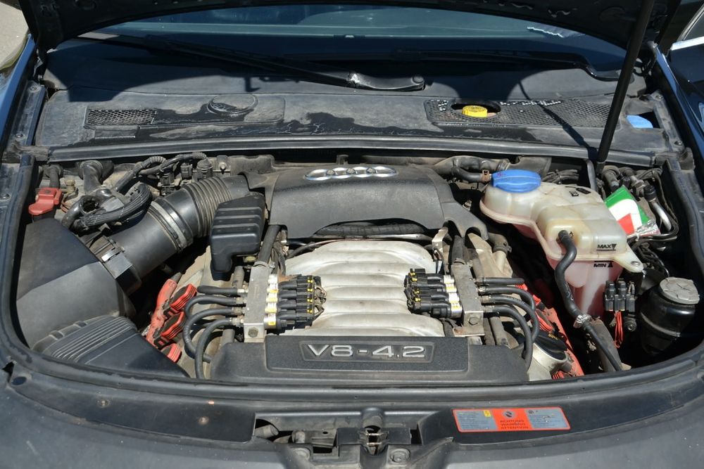 Audi A6 C6 4.2 MPI