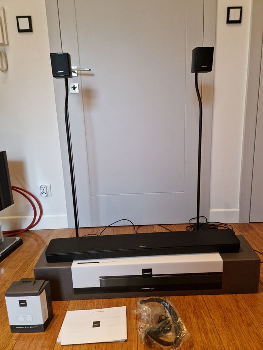 Zestaw Bose Soundbar 500 + głośniki satelitarne + oryginalne stojaki - idealne