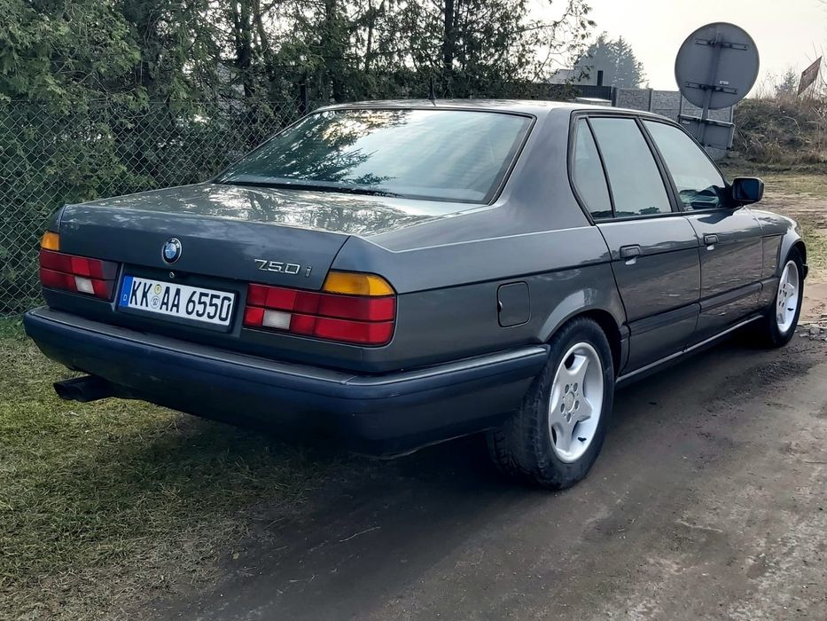 Klapa bagażnika bmw e32 seria 7