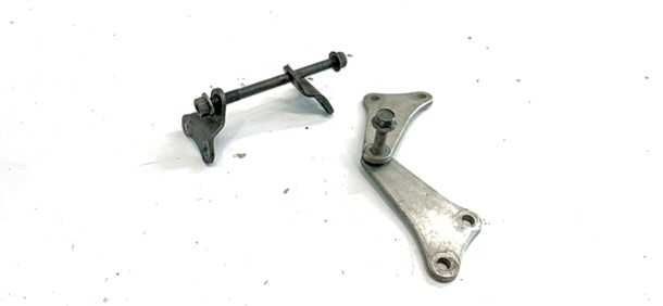 Yamaha Yzf 250 02do06 Mocowanie silnika czesci