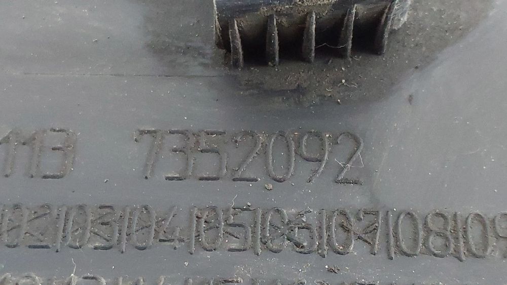 Friso da porta frente direita BMW X1 (F48)