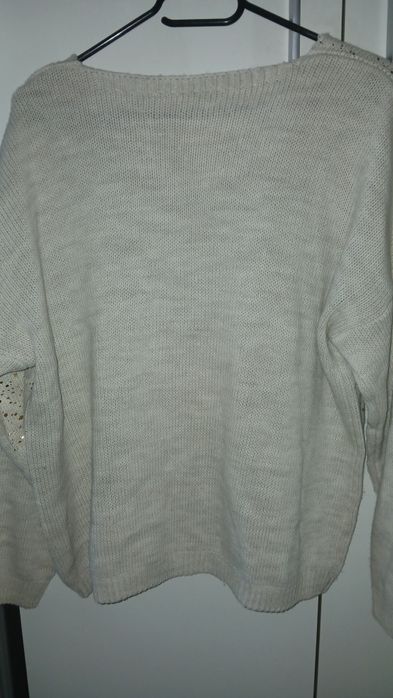 Sweter beżowy damski