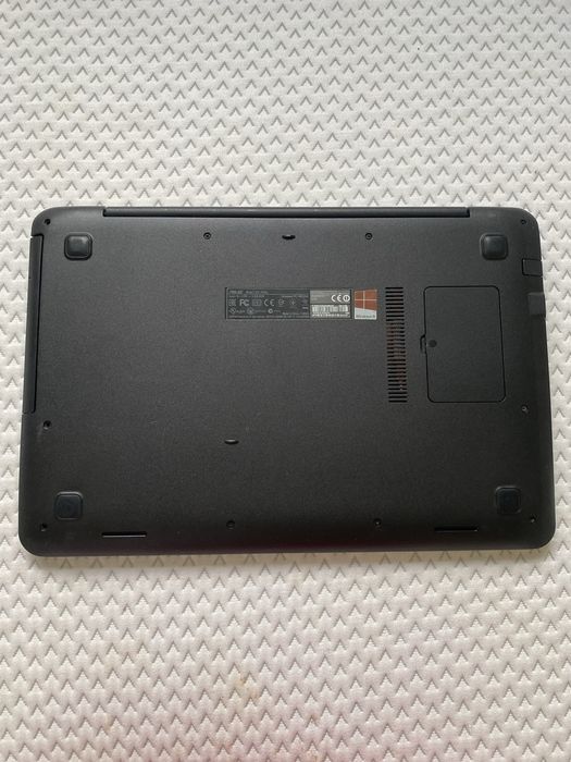 Laptop ASUS stan bardzo dobry