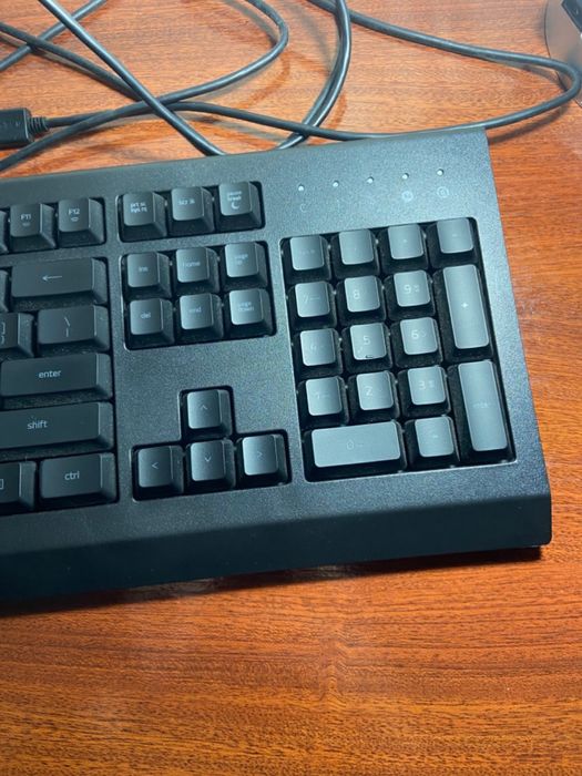 teclado razer cynosa