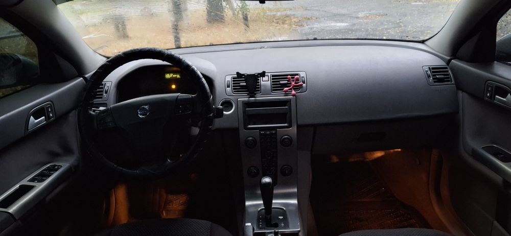 VOLVO S 40 2.5 L