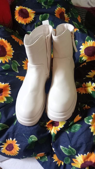 Sprzedam buty nowe