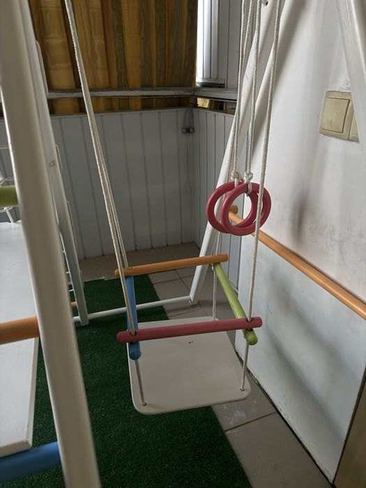 Дитяча спортивна ігрова стінка