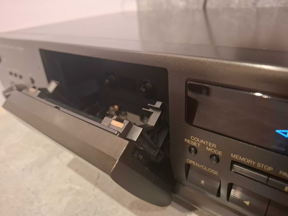 Magnetofon Technics RS-BX501