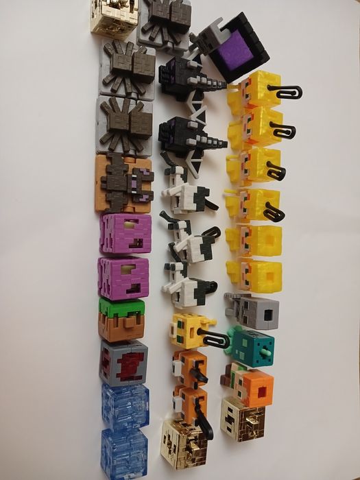 Фігурки кіндер (kinder) джой Майнкрафт, нові