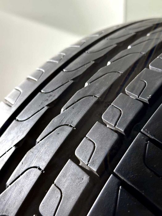 Pneus Pirelli Cinturato P7 - 205/40/18 - Como NOVOS