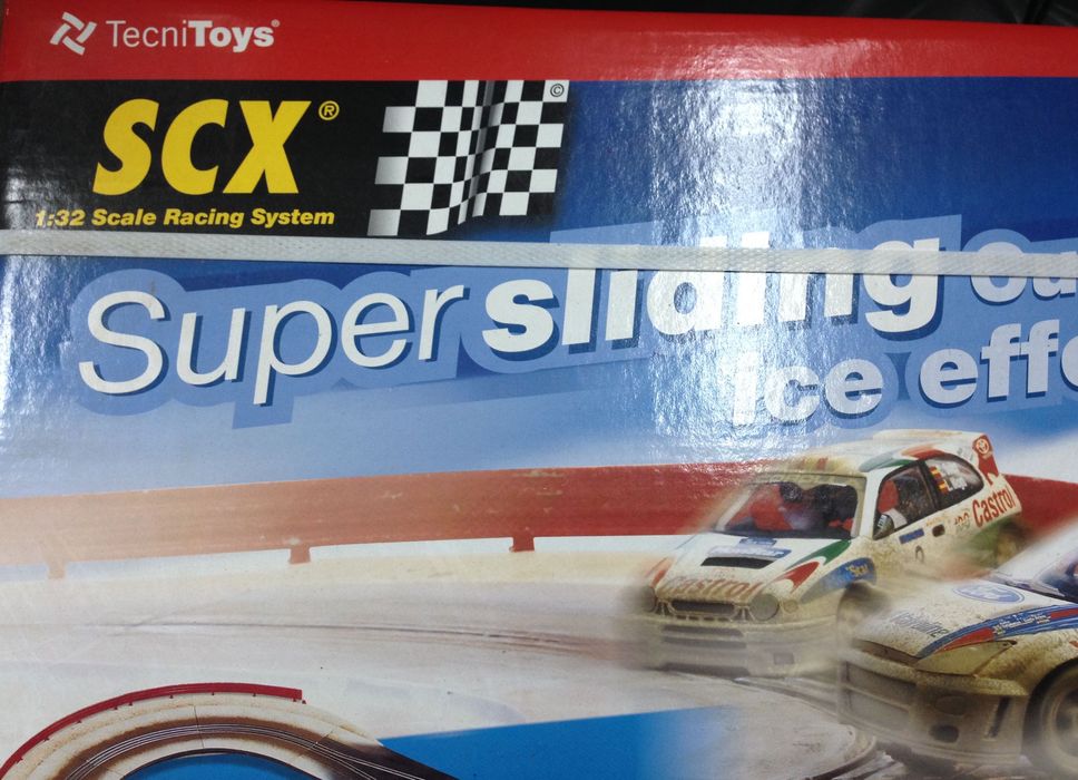 Chicane pista automóveis SCX com neve super slide novo selado sem uso
