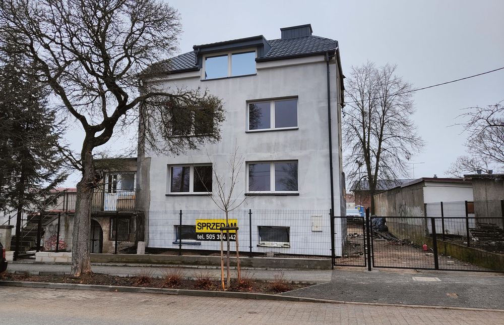 Duży dom, możliwość wydzielenia 4-5 mieszkań