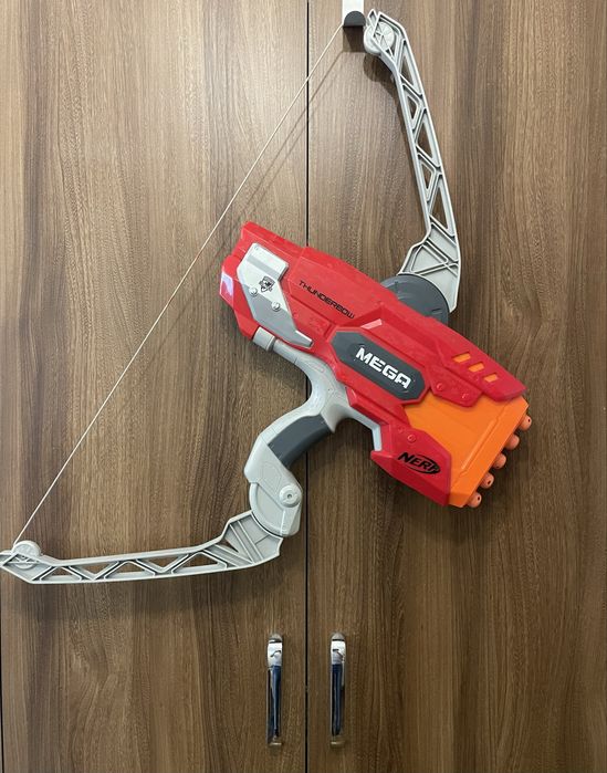 NERF Mega thunderbow + grstis (9 strzałek)