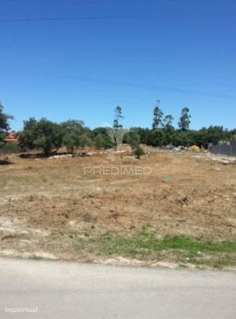 Lote de Terreno para Construção Industrial em Turquel — Turquel, Leiria