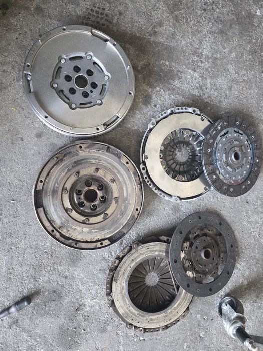 Reparação/Manutenção/Detalhe Automóvel