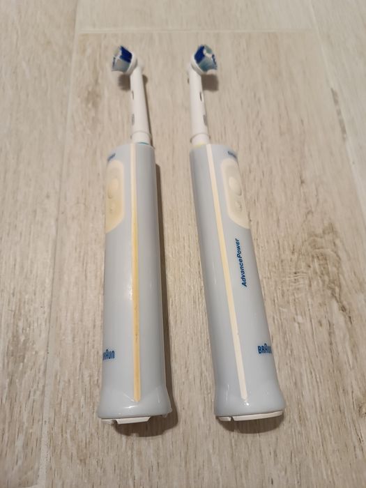 szczoteczka elektryczna oral-b Braun 4716